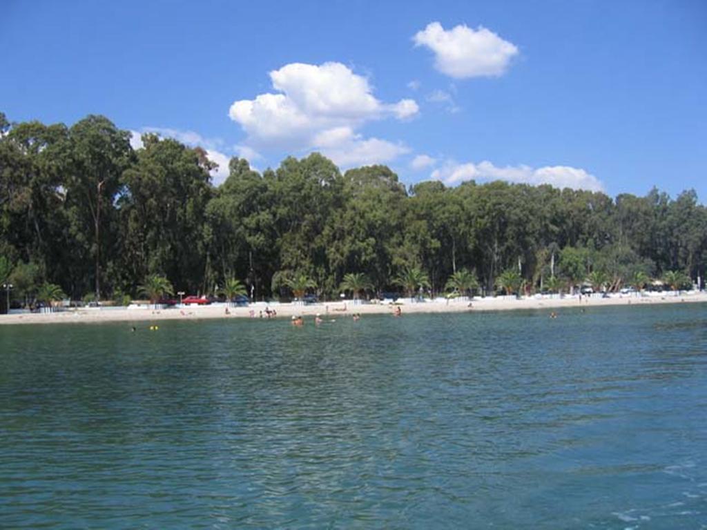 Argoliki Thalassa Míloi Camera foto